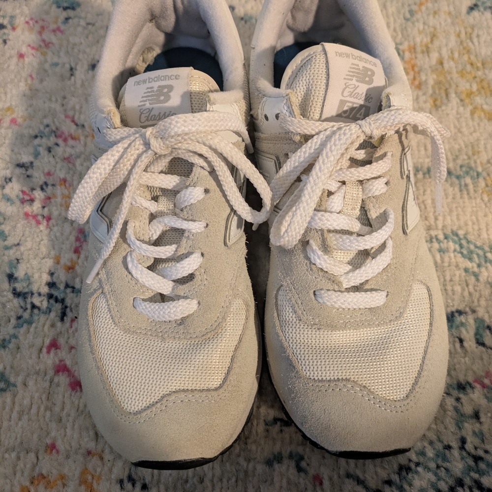 New Balance Gray and White Women's Sneakers - Picture 2 of 5